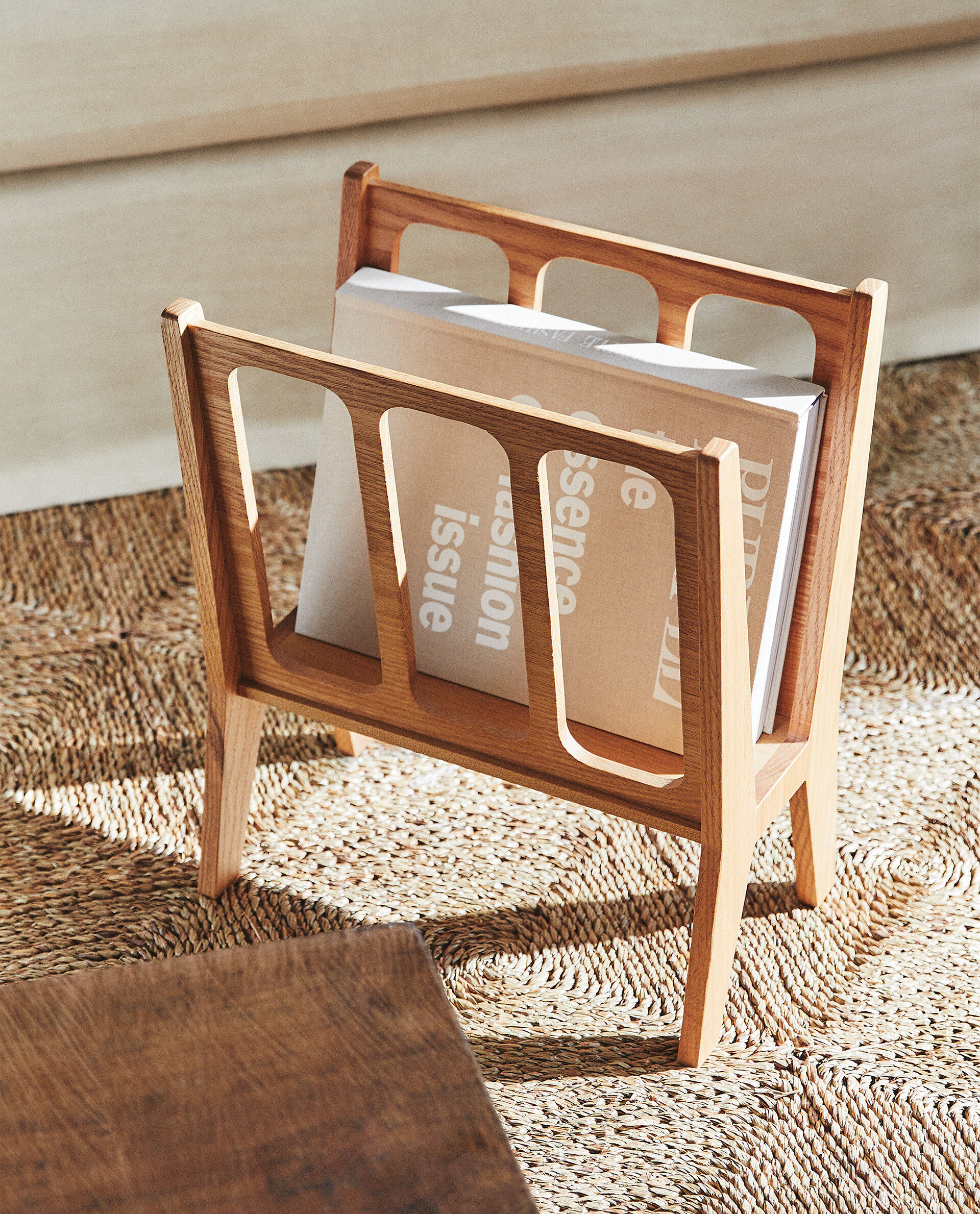 ST. LAZARE WOODEN MAGAZINE RACK | Zara Home United States of America
