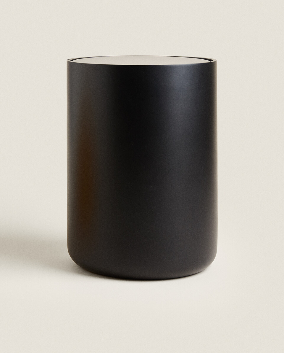 Papelera pequeña de 12L color antracita clásica Nyon. Ø23 x 44 cm. —  MadeDesign