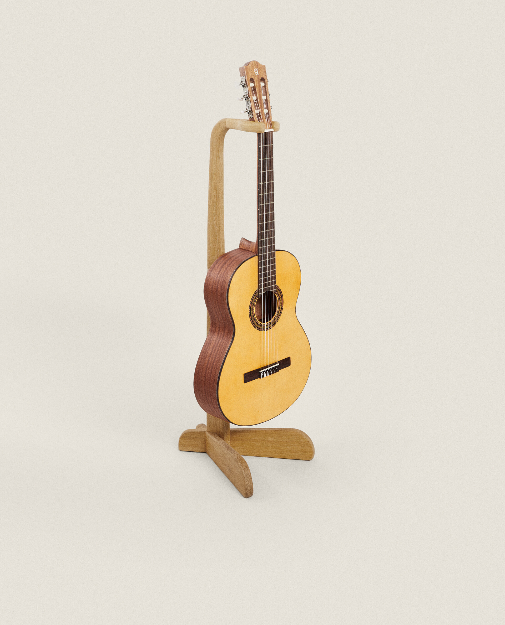 Support guitare en bois personnalisable