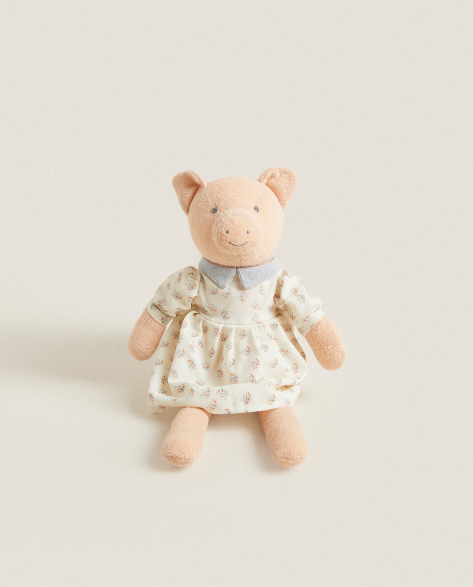 SOFT TOY PIG IN DRESS