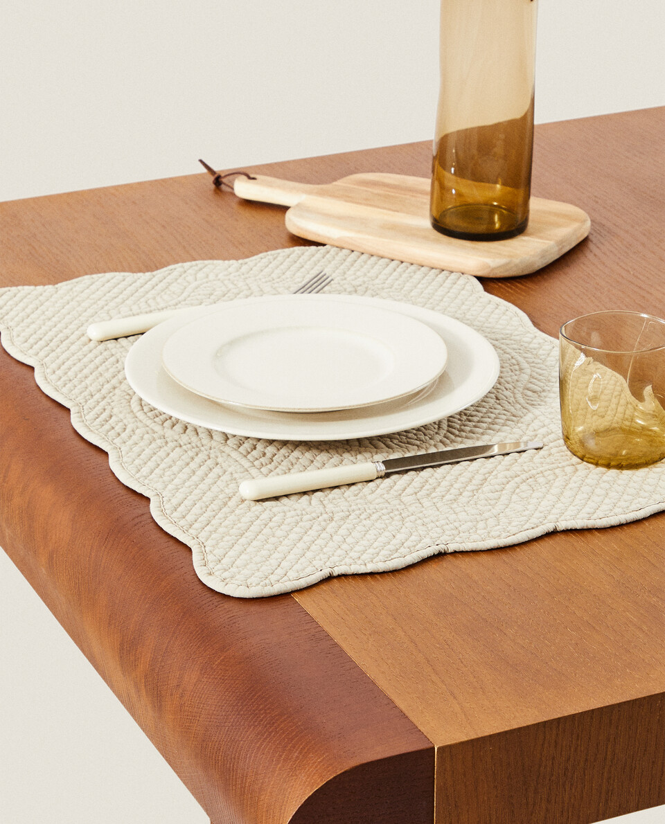 QUILTED PLACEMAT