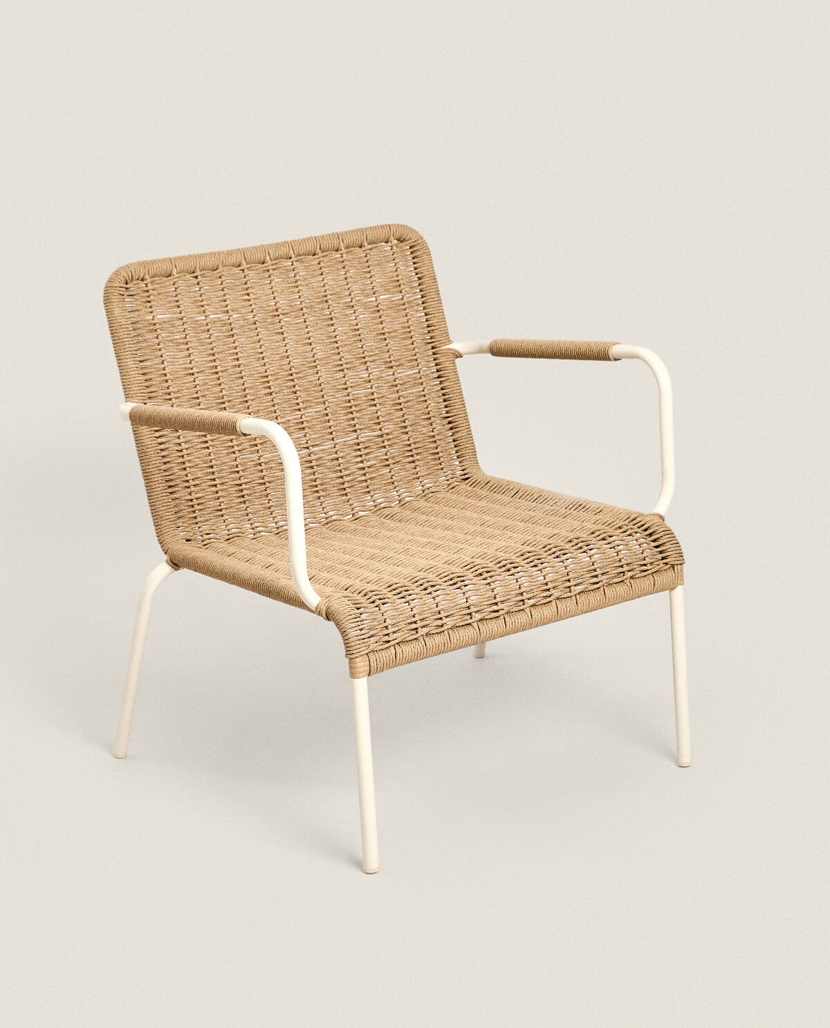 WOVEN OUTDOOR CHAIR WITH ARMRESTS | Zara Home United States of America