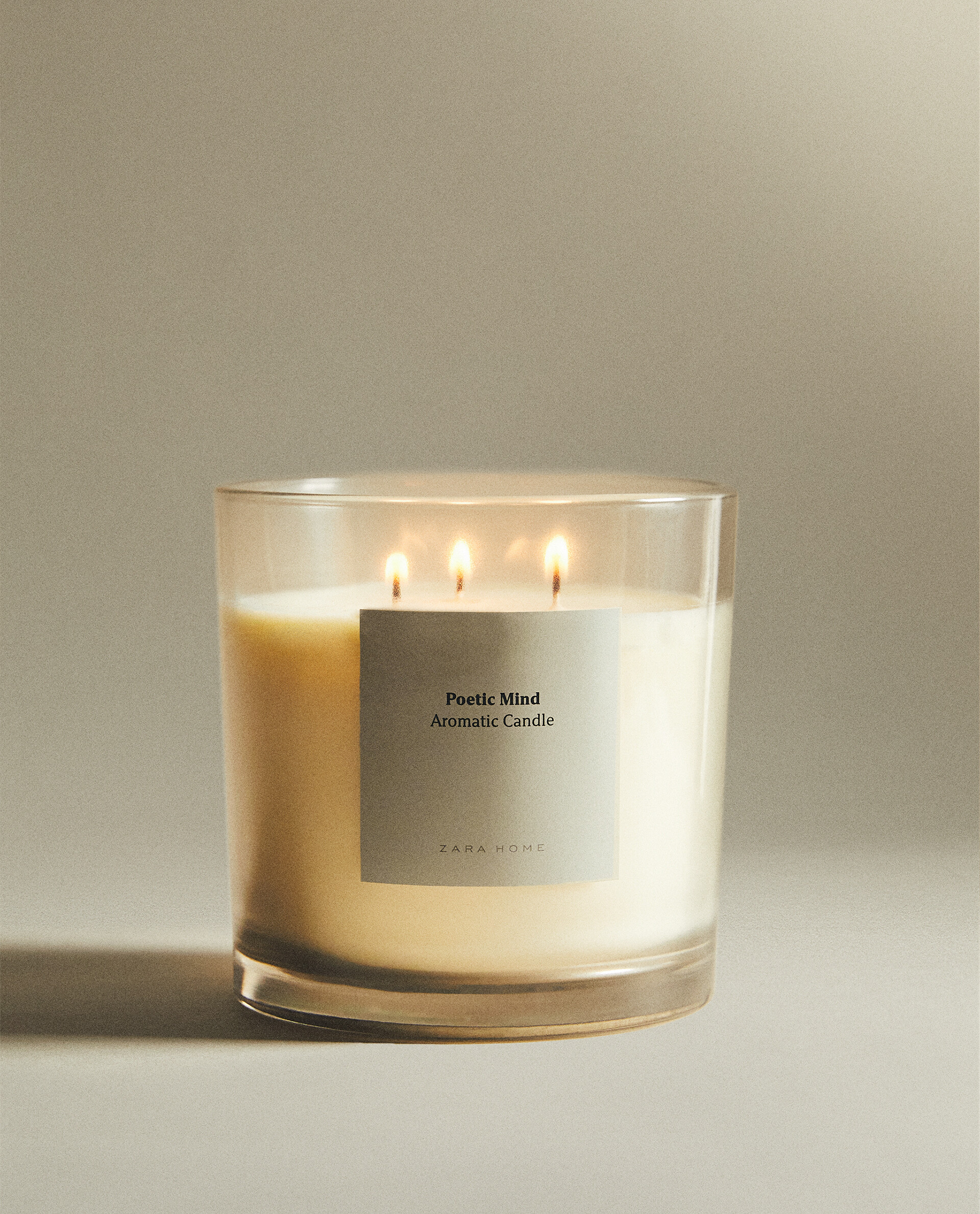 (620 G) POETIC MIND SCENTED CANDLE