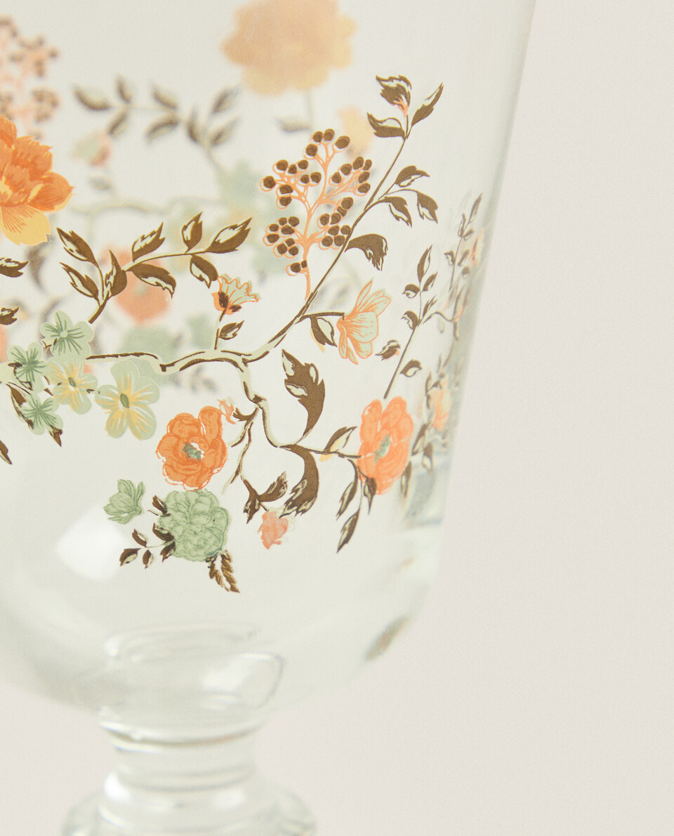 GLASS WITH FLOWER PRINT