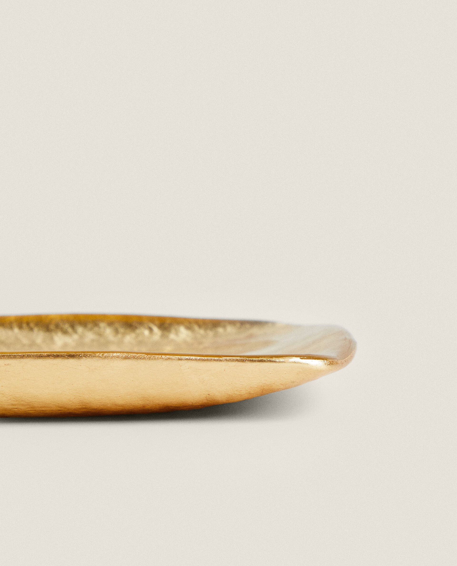 大皿 長方形 のゴールドガラス | Zara Home 日本/Japan 大皿 長方形 のゴールドガラス | Zara Home 日本/Japan