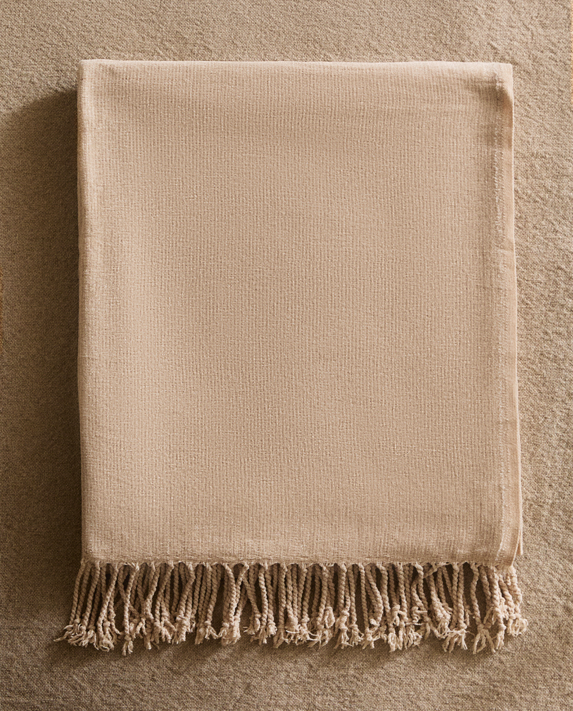 XL CHENILLE THROW