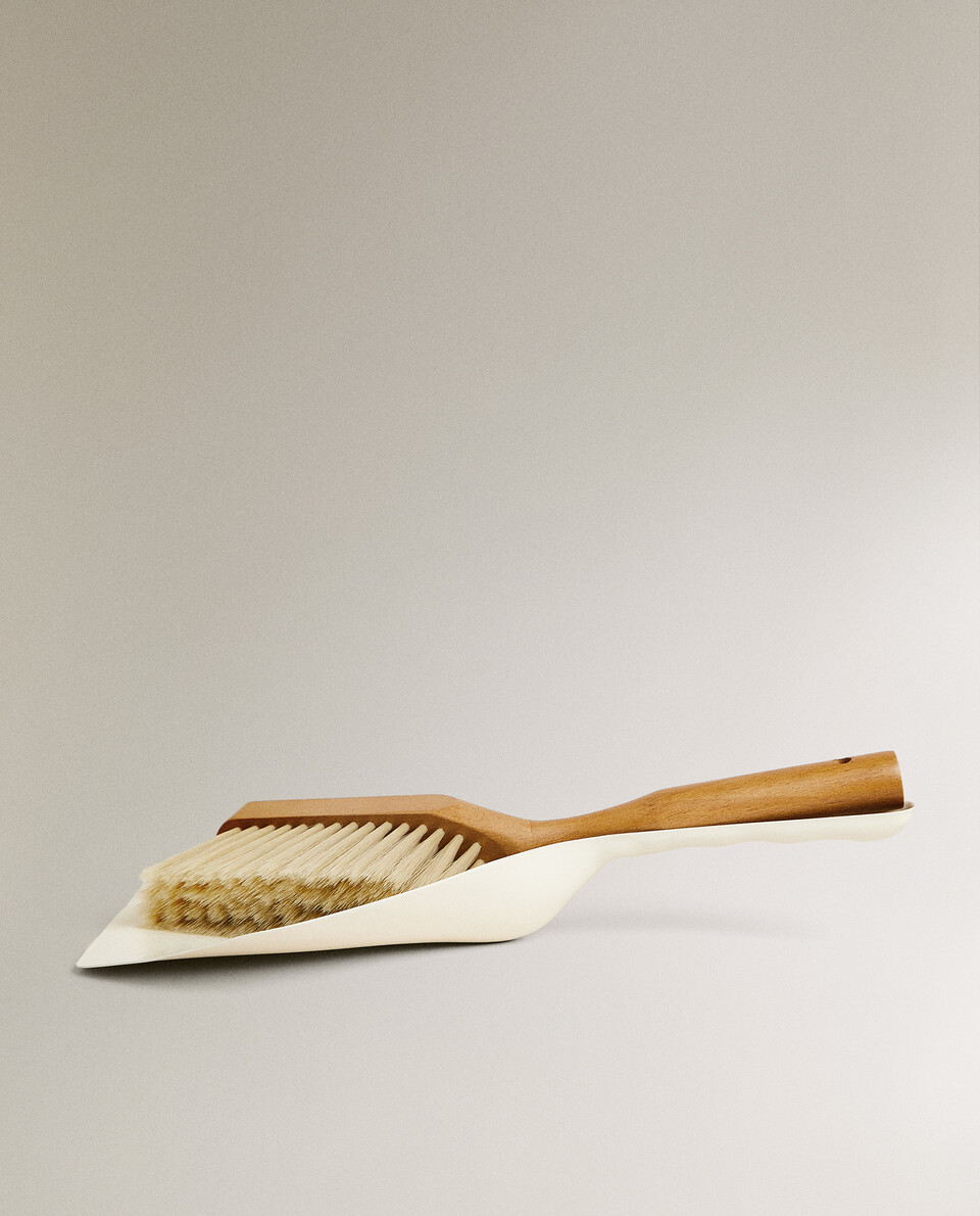 DUSTPAN AND BRUSH SET - DINNERWARE - SALE - DINING | Zara Home United States of America | Zara Home United States of America