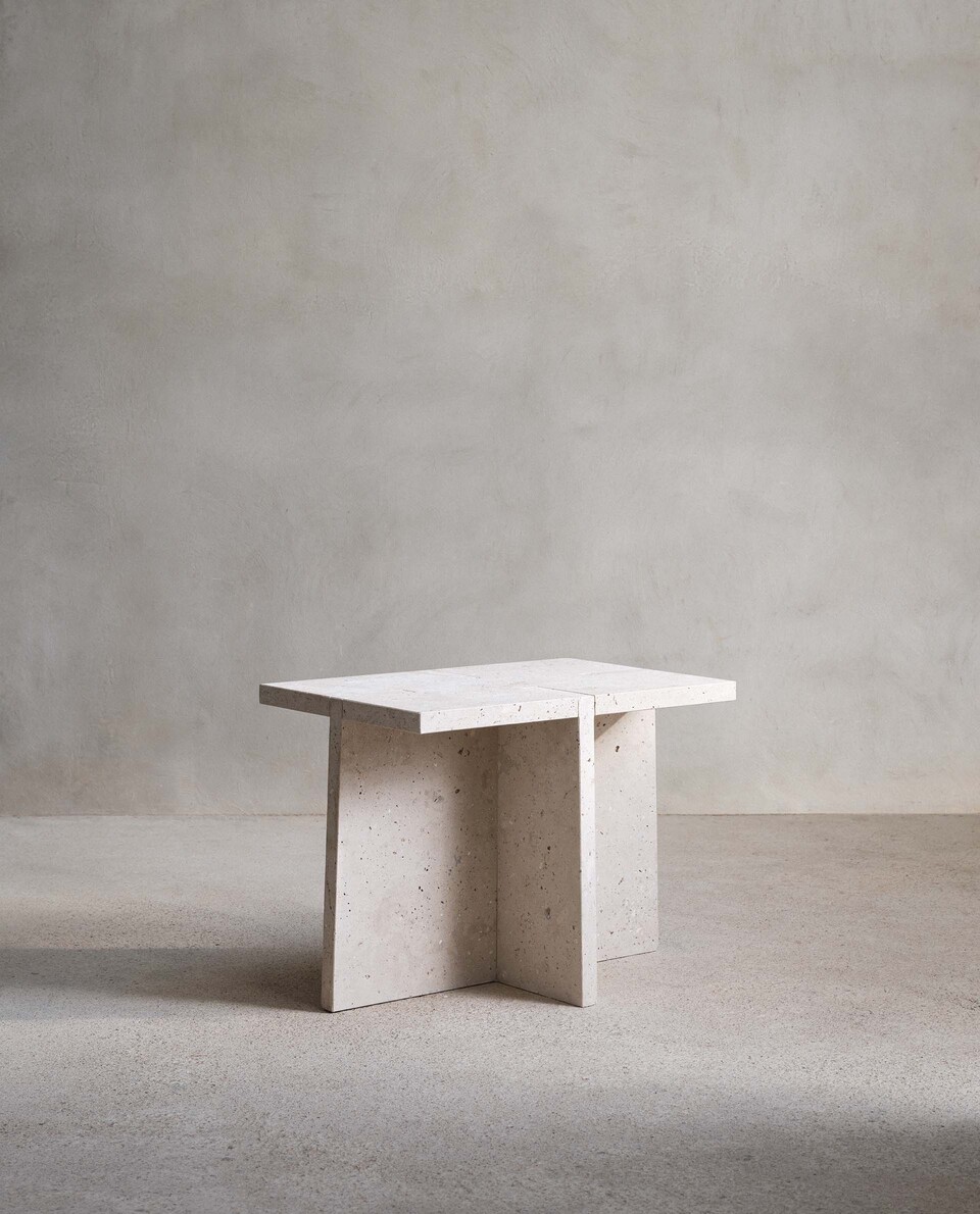 SIDE TABLE 01 | Zara Home 日本/Japan