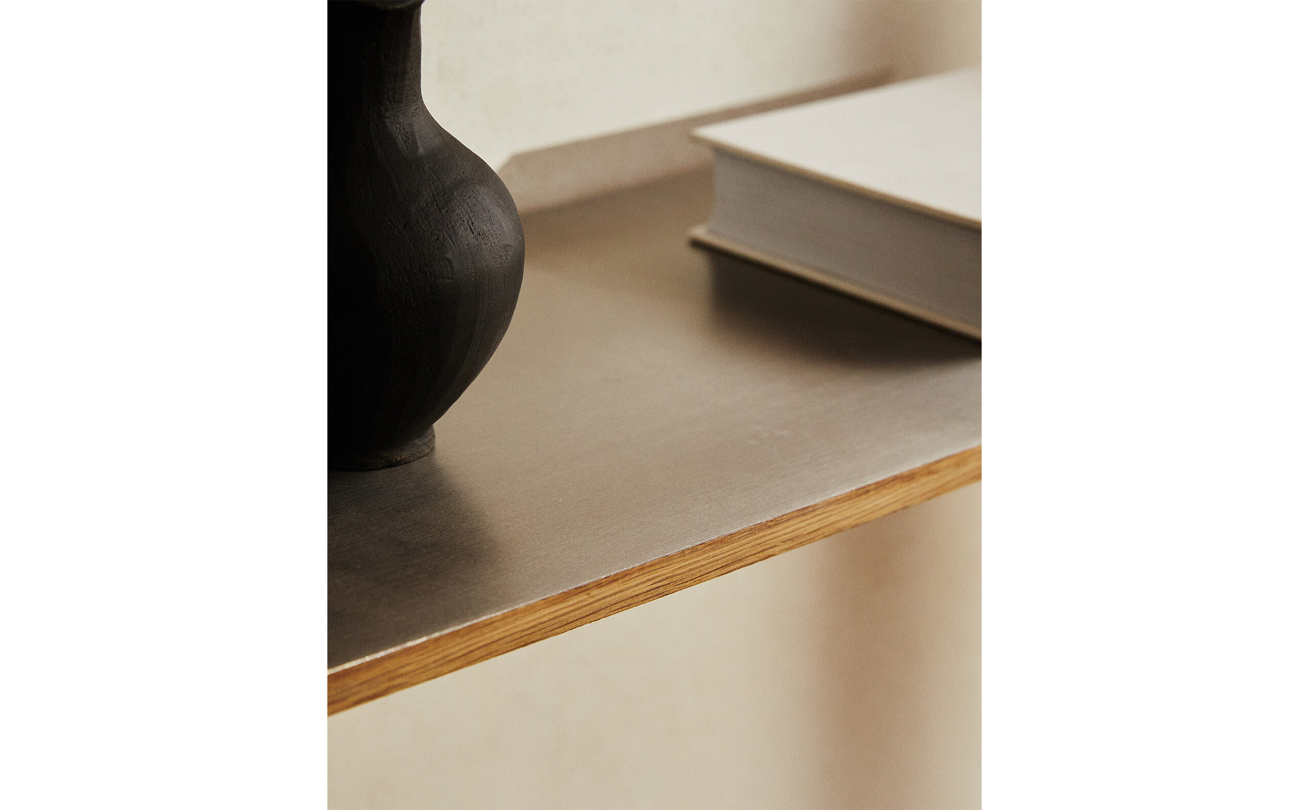 OAK SHELVING UNIT WITH METAL SUPPORT