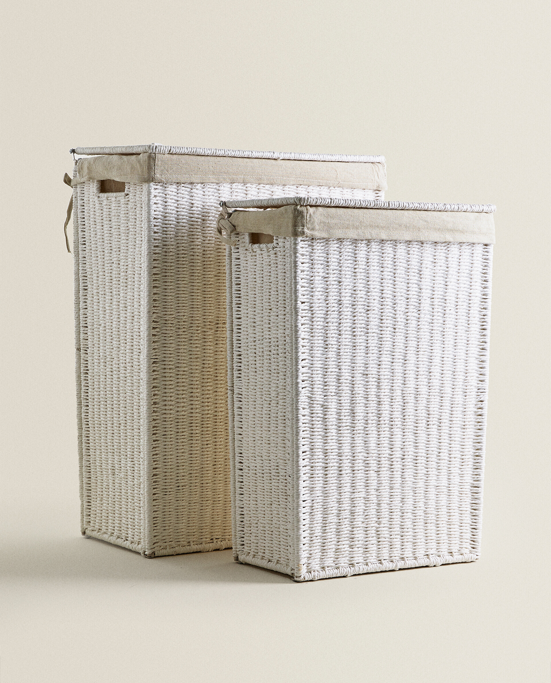 FABRIC-LINED LAUNDRY HAMPER