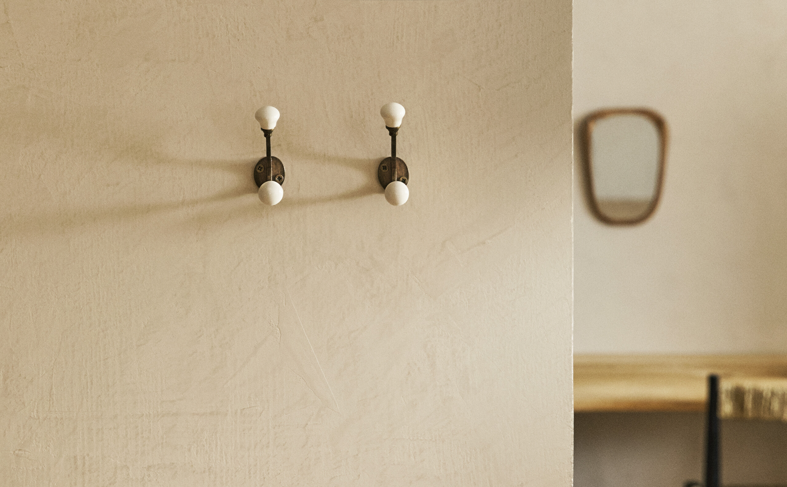 COLGADOR CERAMICA LELA