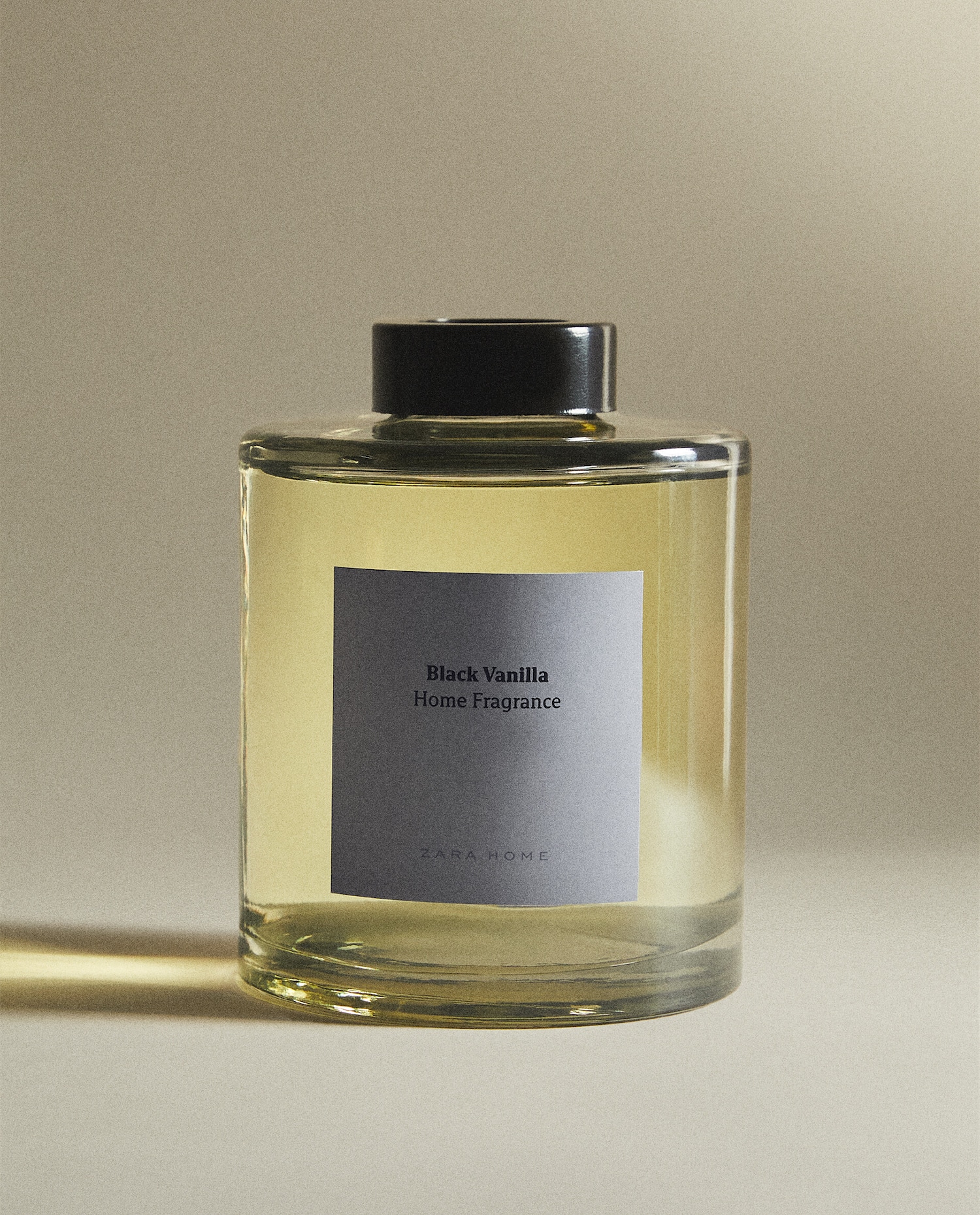 (500 ML) BLACK VANILLA REED DIFFUSERS | Zara Home Österreich