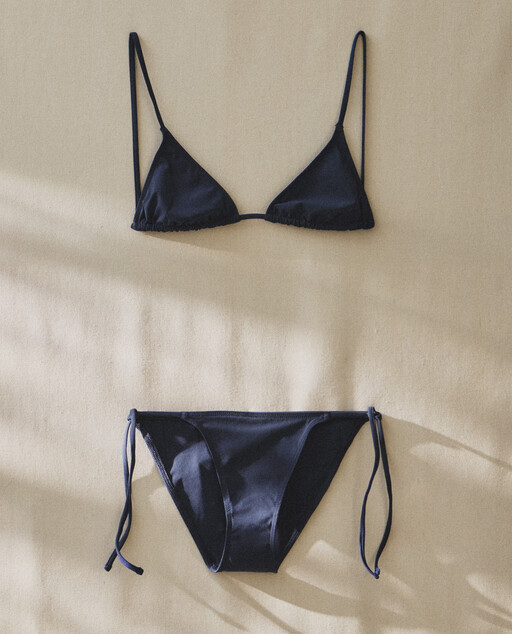 СВІТЛО-СИНІЙ