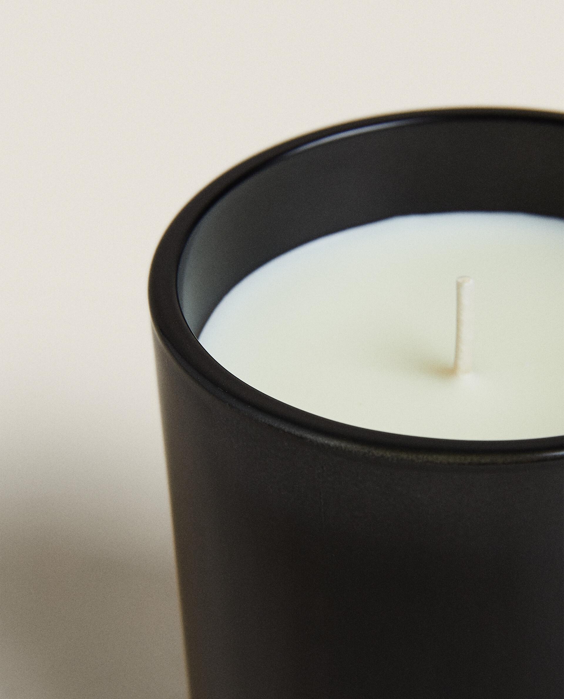 (350 G) CEDAR WOOD SCENTED CANDLE product thumbnail 8