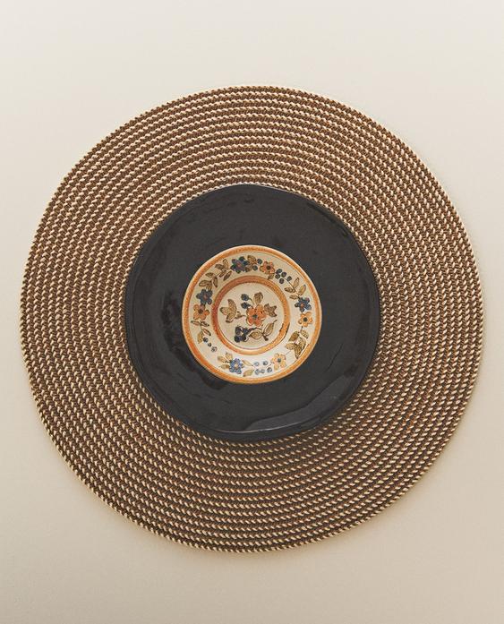 مفرش ورق (طقم من قطعتين) مفرش ورق (طقم من قطعتين)