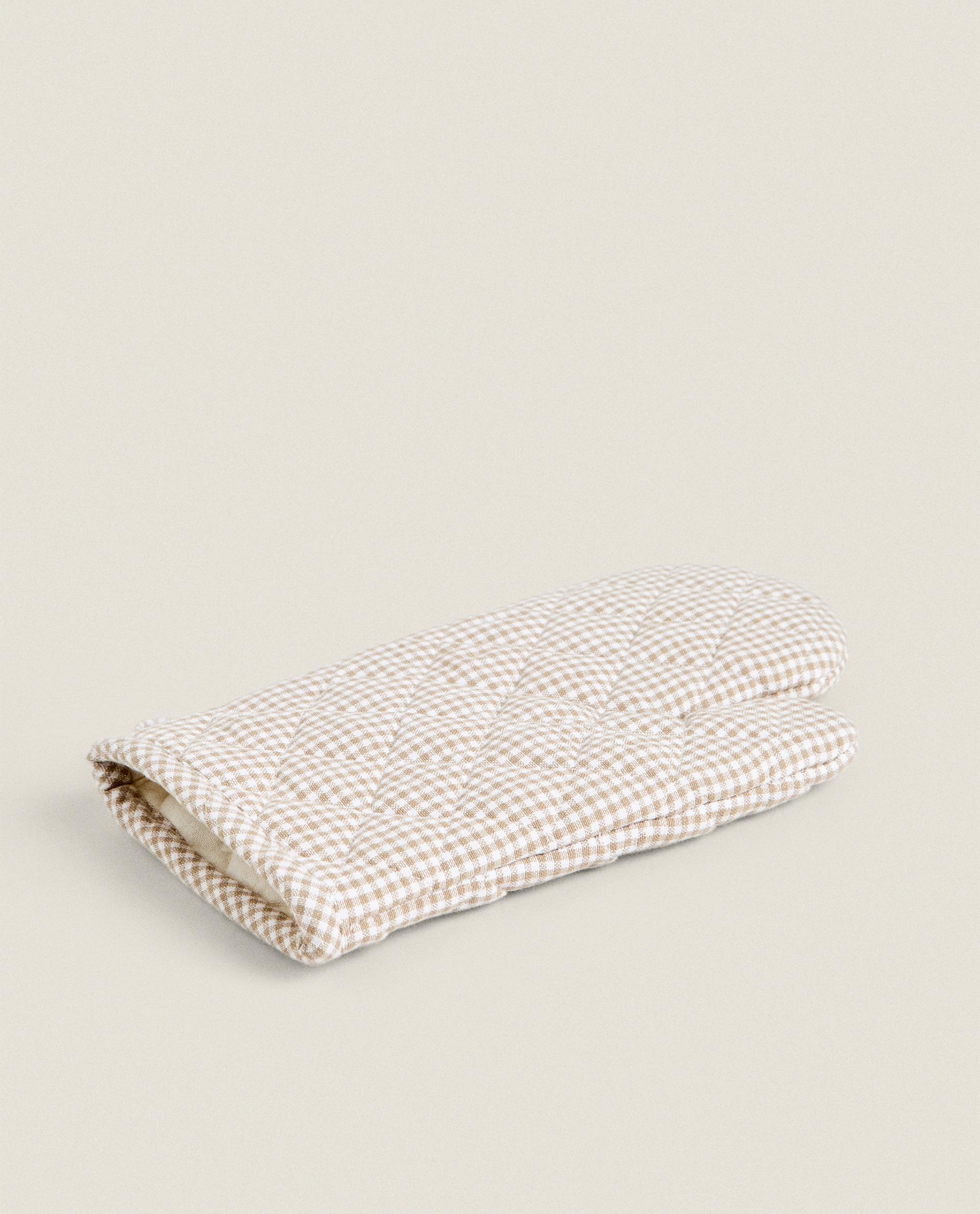 GINGHAM OVEN GLOVE product thumbnail 5