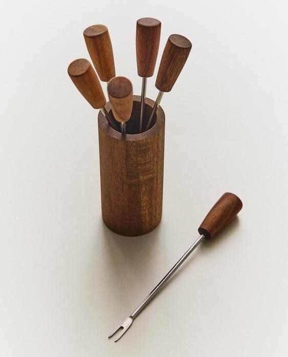 PACK OF APERITIF PICKS WITH HOLDER (PACK OF 6) PACK OF APERITIF PICKS WITH HOLDER (PACK OF 6)