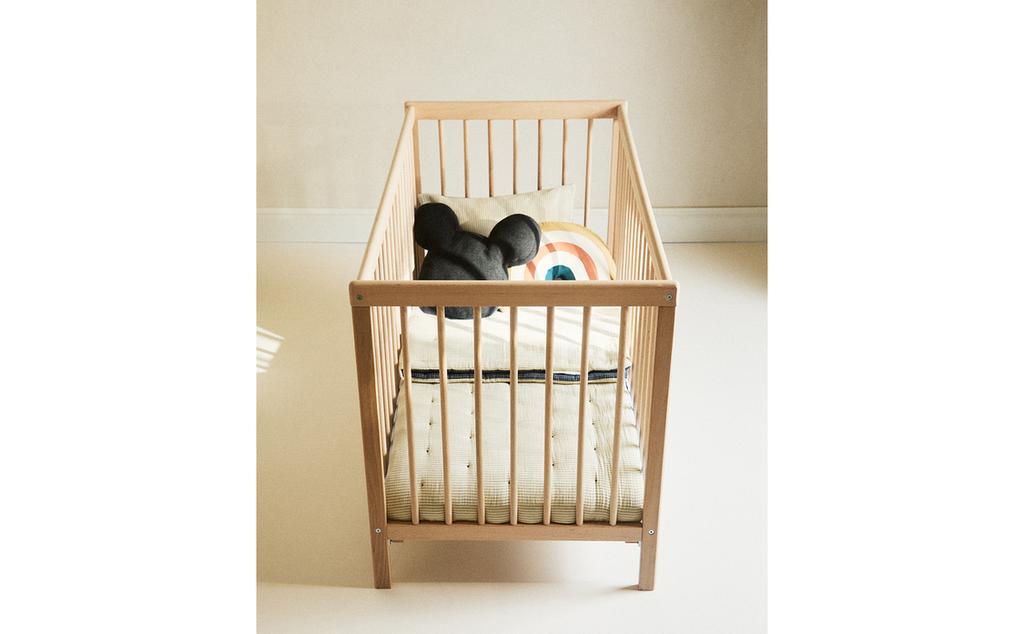 سرير أطفال كلاسيكي خشب