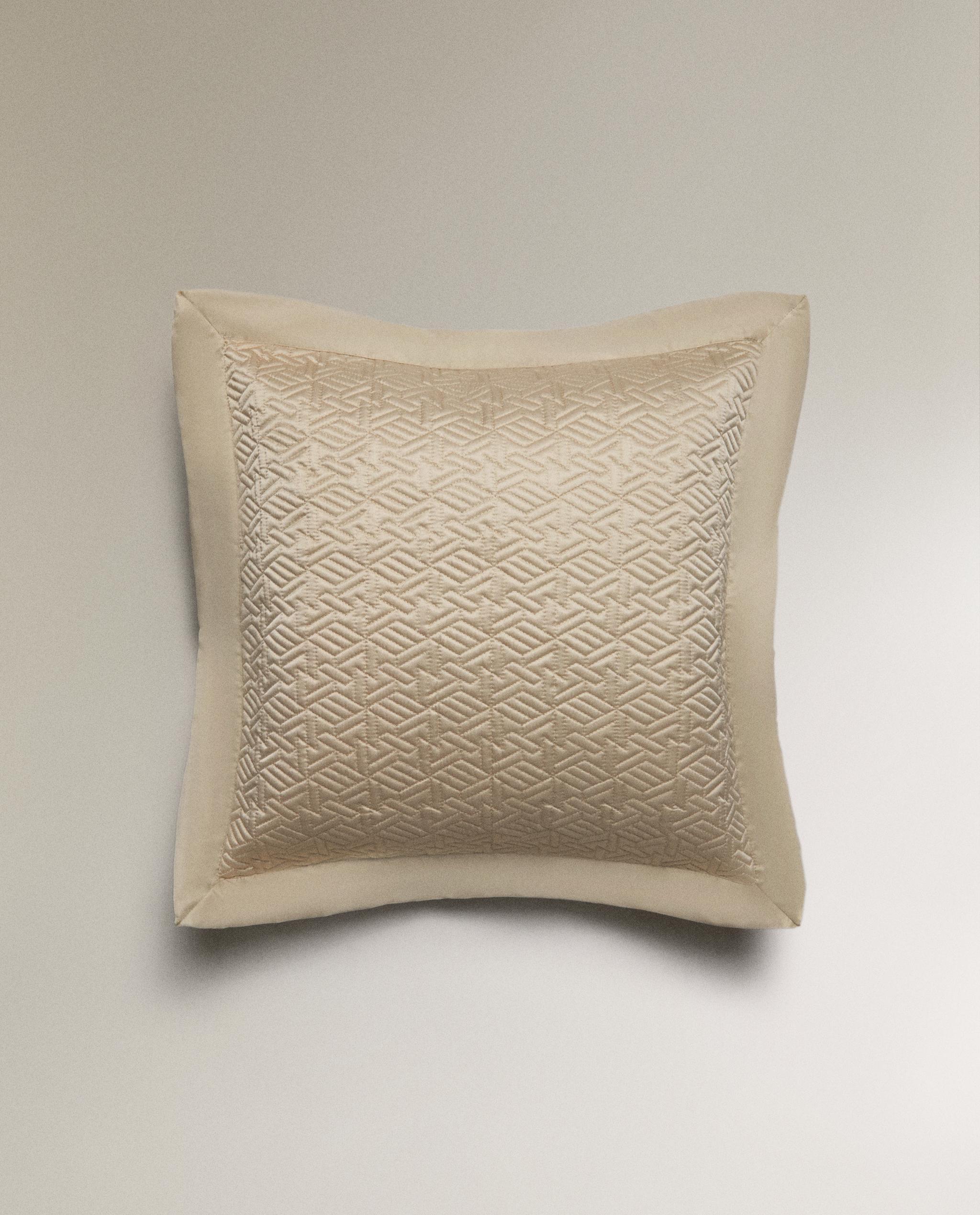GEOMETRIC SATIN CUSHION COVER product thumbnail 8