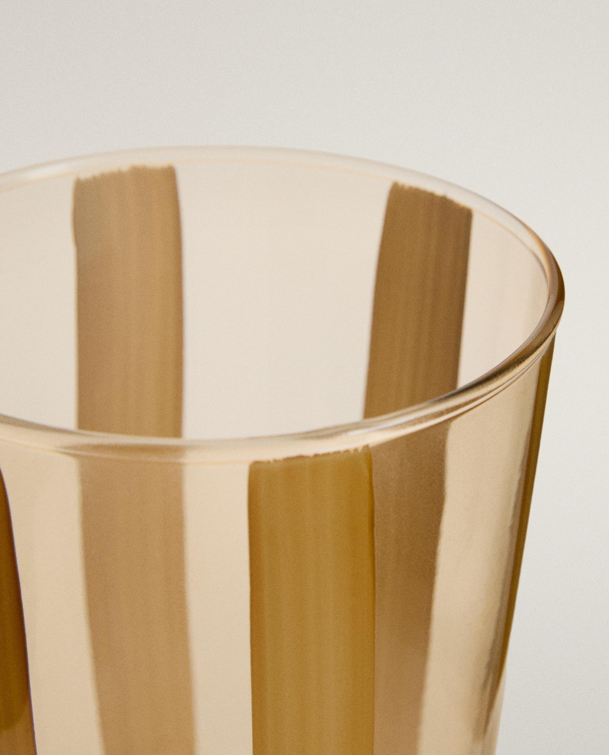 GLASS TUMBLER WITH LINE DESIGN product thumbnail 2