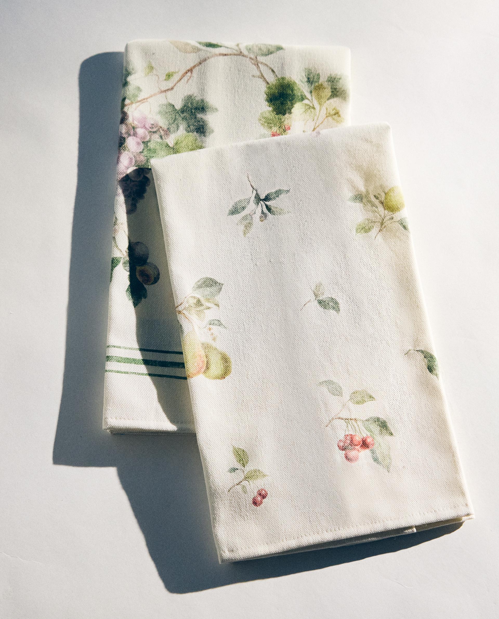 PACK OF FLORAL COTTON TEA TOWELS (PACK OF 2) product thumbnail 11