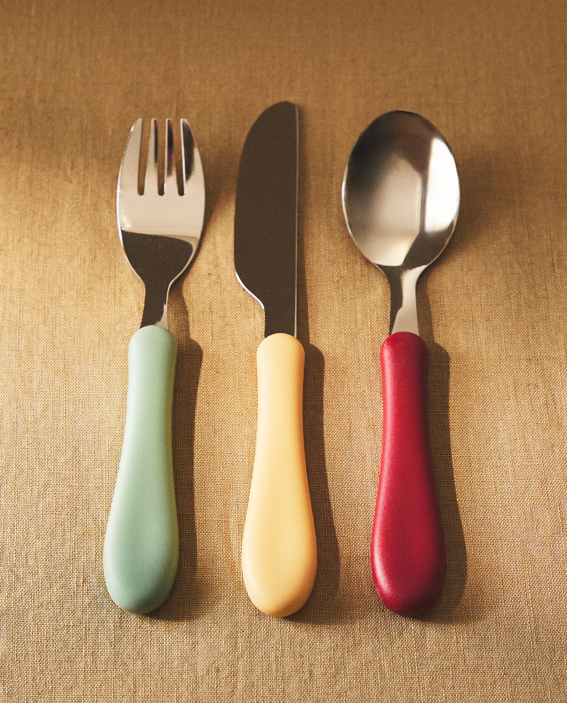 CHILDREN'S COLOURED CUTLERY SET (SET OF 3)