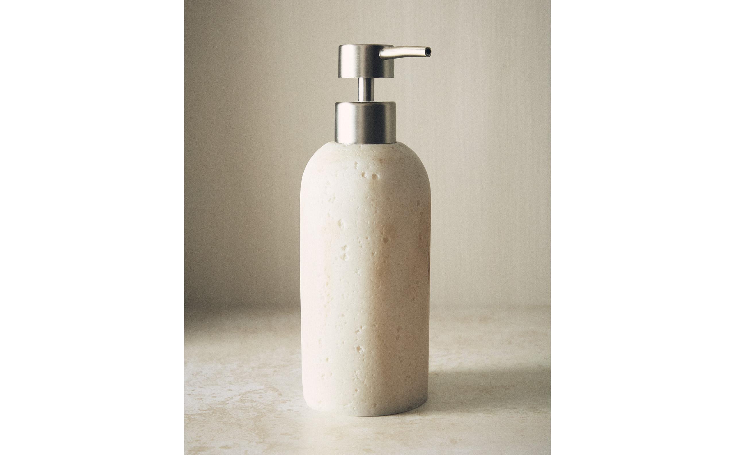 44534466450-f.jpg?ts=1762943793498