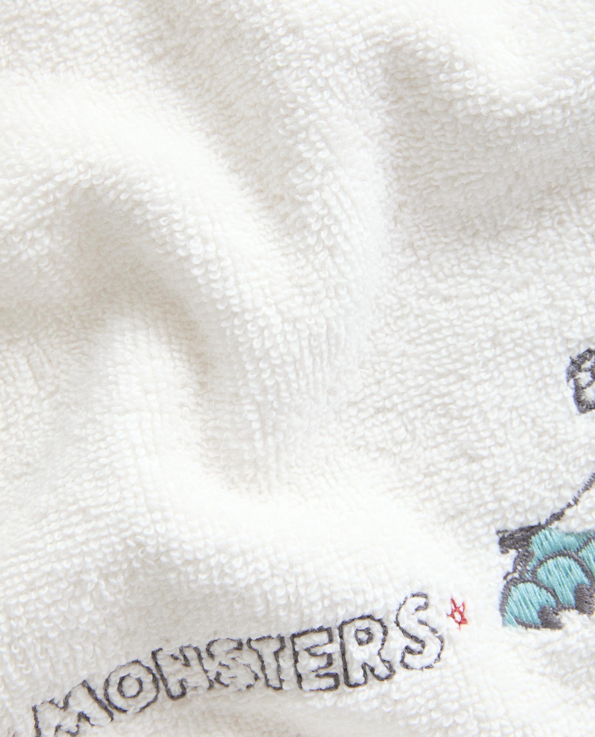 KIDS’ MONSTERS, INC. ©DISNEY/PIXAR TOWEL product thumbnail 2