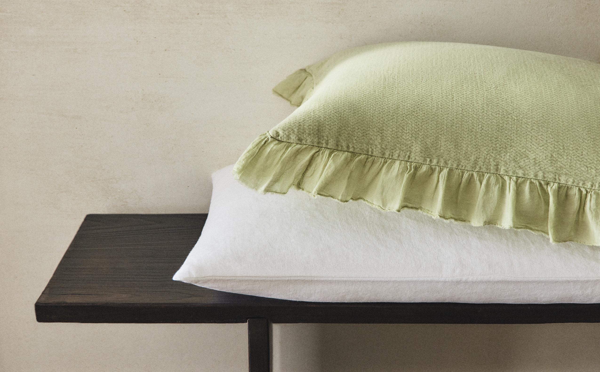 フリル テクスチャー クッションカバー | Zara Home 日本/Japan