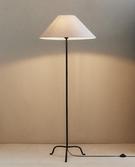 TRIPOD BASE FLOOR LAMP