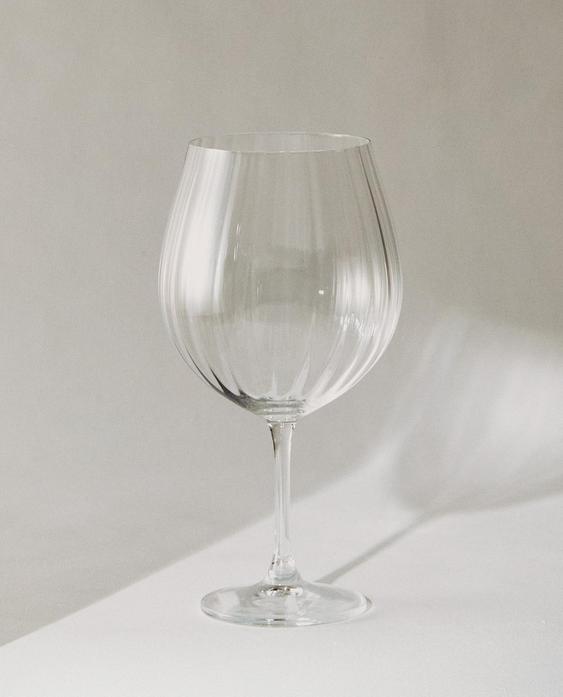 كأس بارز من زجاج الكريستالاين