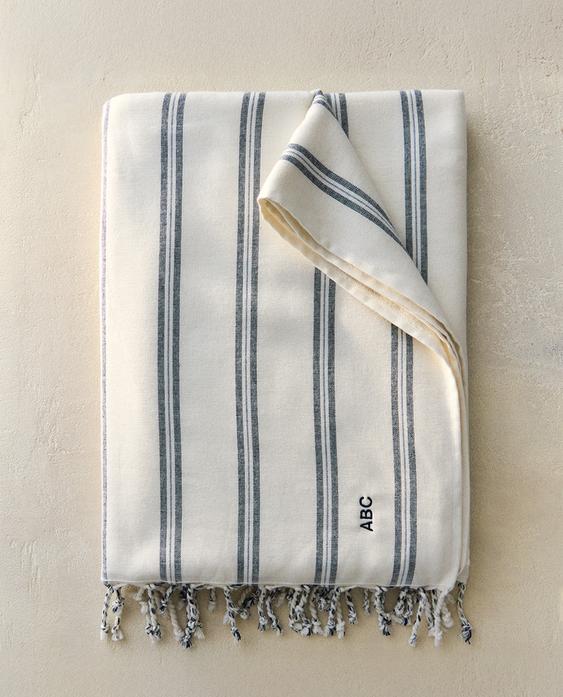 STRIPED WRAP BEACH TOWEL
