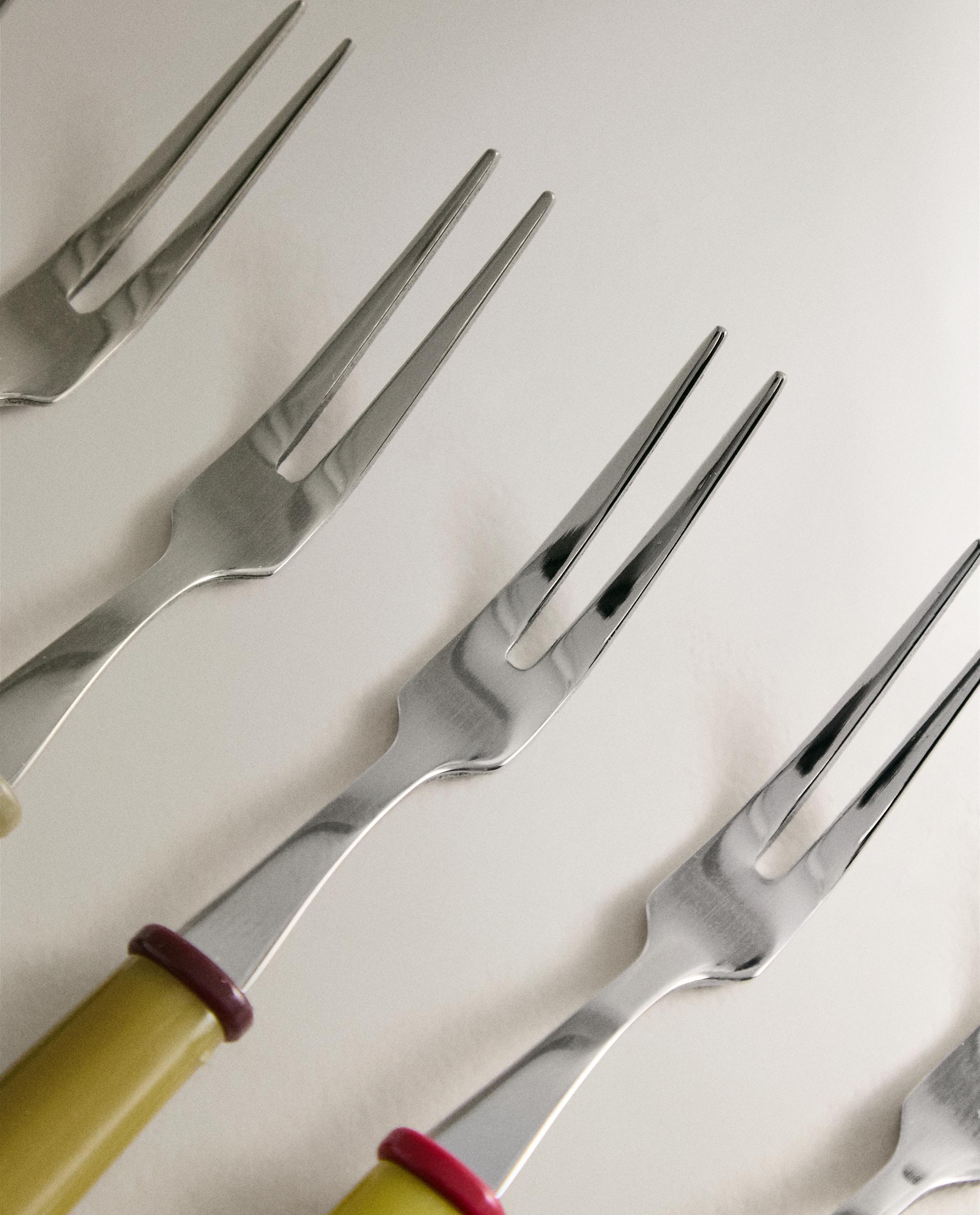 PACK OF MINI COLOURED RESIN FORKS (PACK OF 8) product thumbnail 3