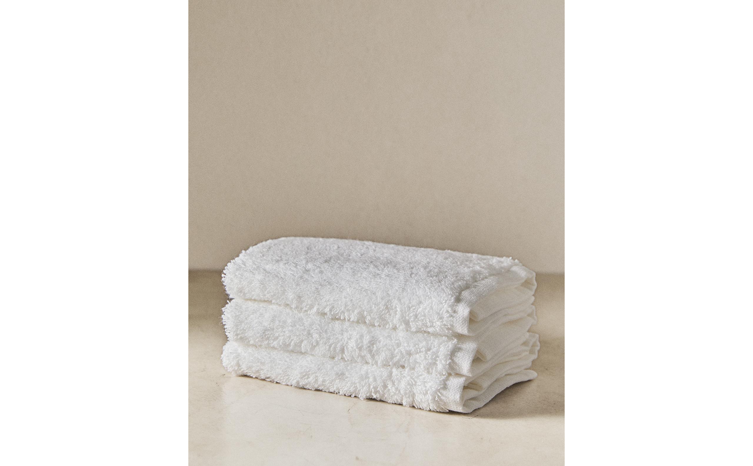 PACK OF COTTON HAND TOWELS (PACK OF 3) product thumbnail 3