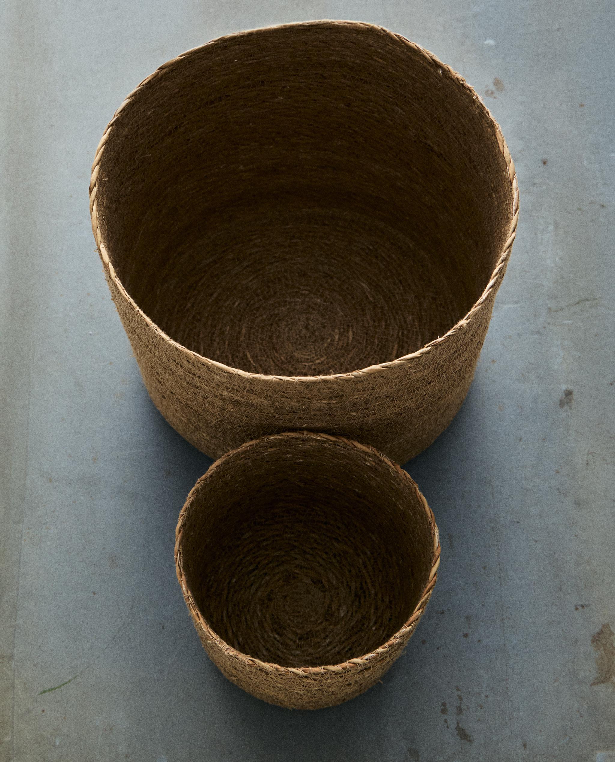 CYLINDRICAL SEAGRASS BASKET product thumbnail 7