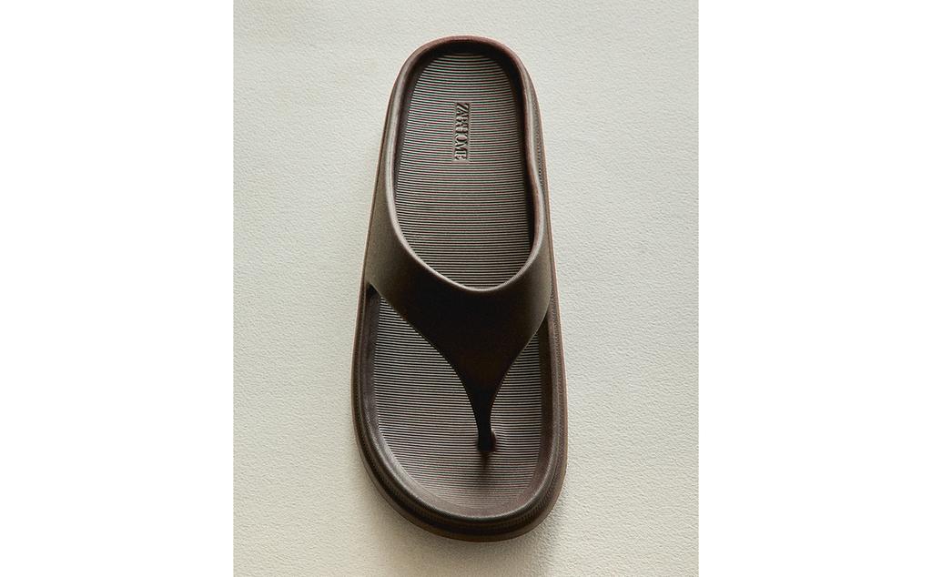 ГУМИРАНИ РАВНИ ЧЕХЛИ