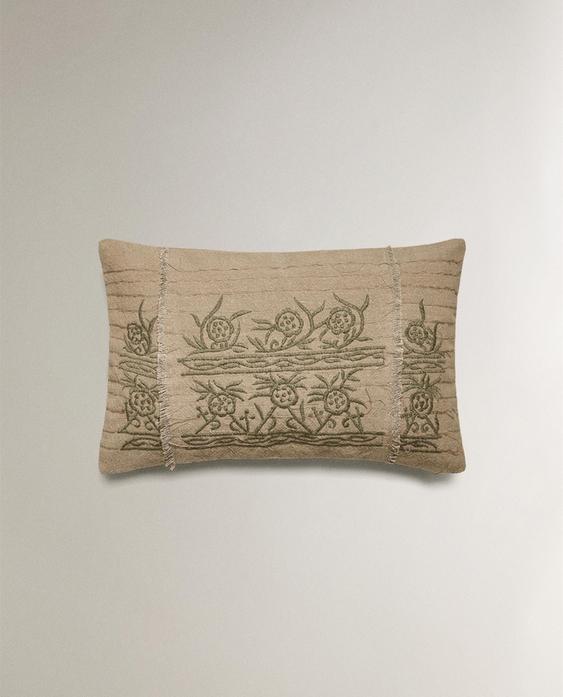 EMBROIDERED CUSHION COVER EMBROIDERED CUSHION COVER