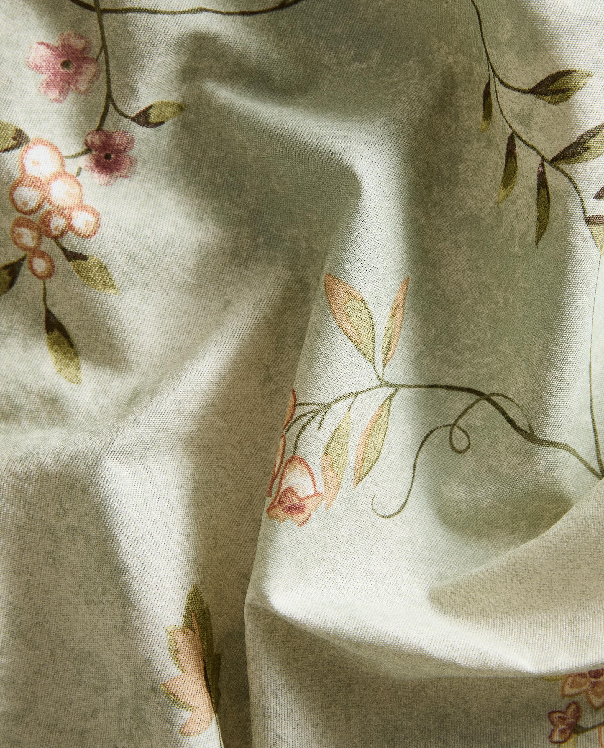 フラワープリント レーストリム テーブルクロス | Zara Home 日本/Japan