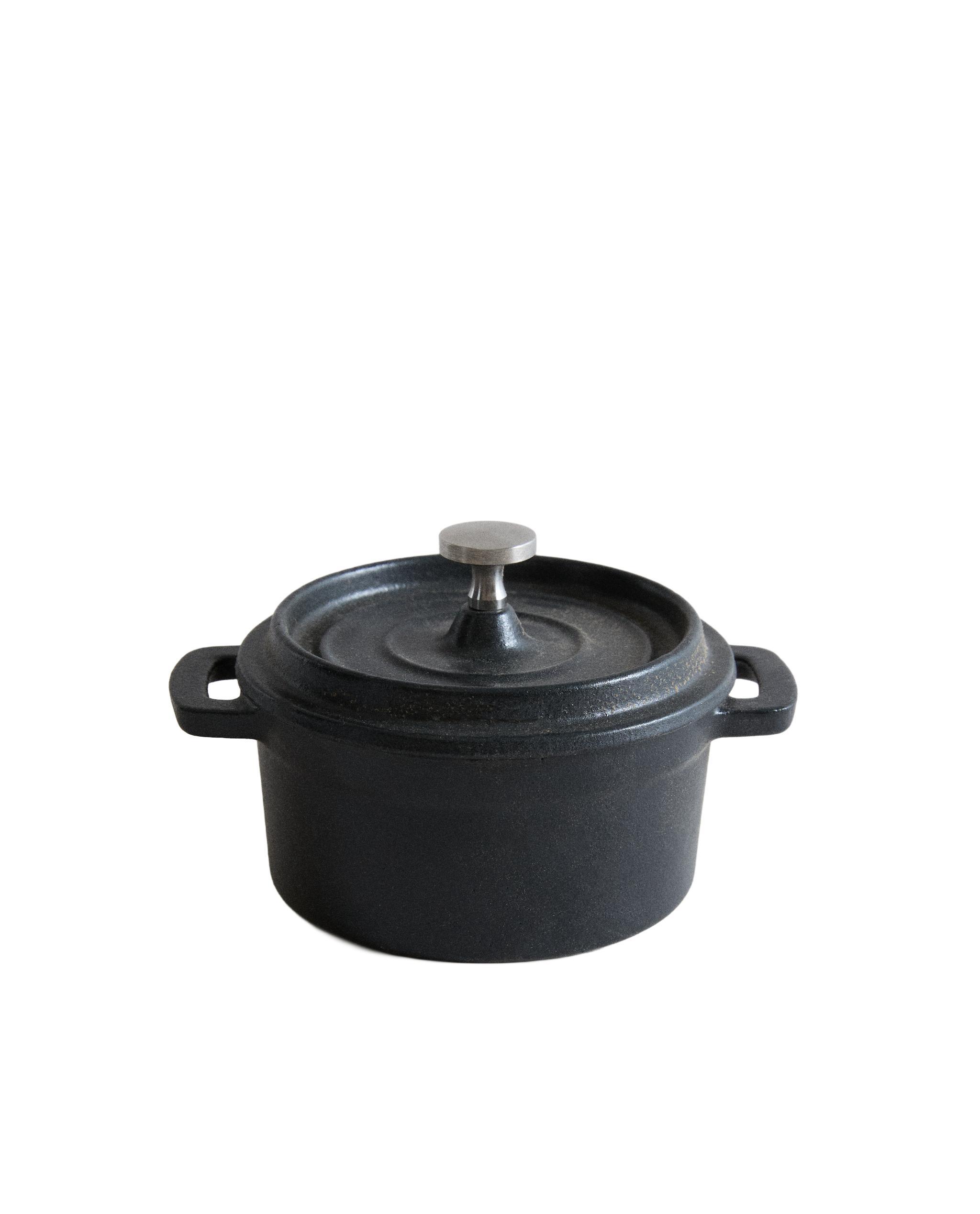 IRON COCOTTE POT product thumbnail 2