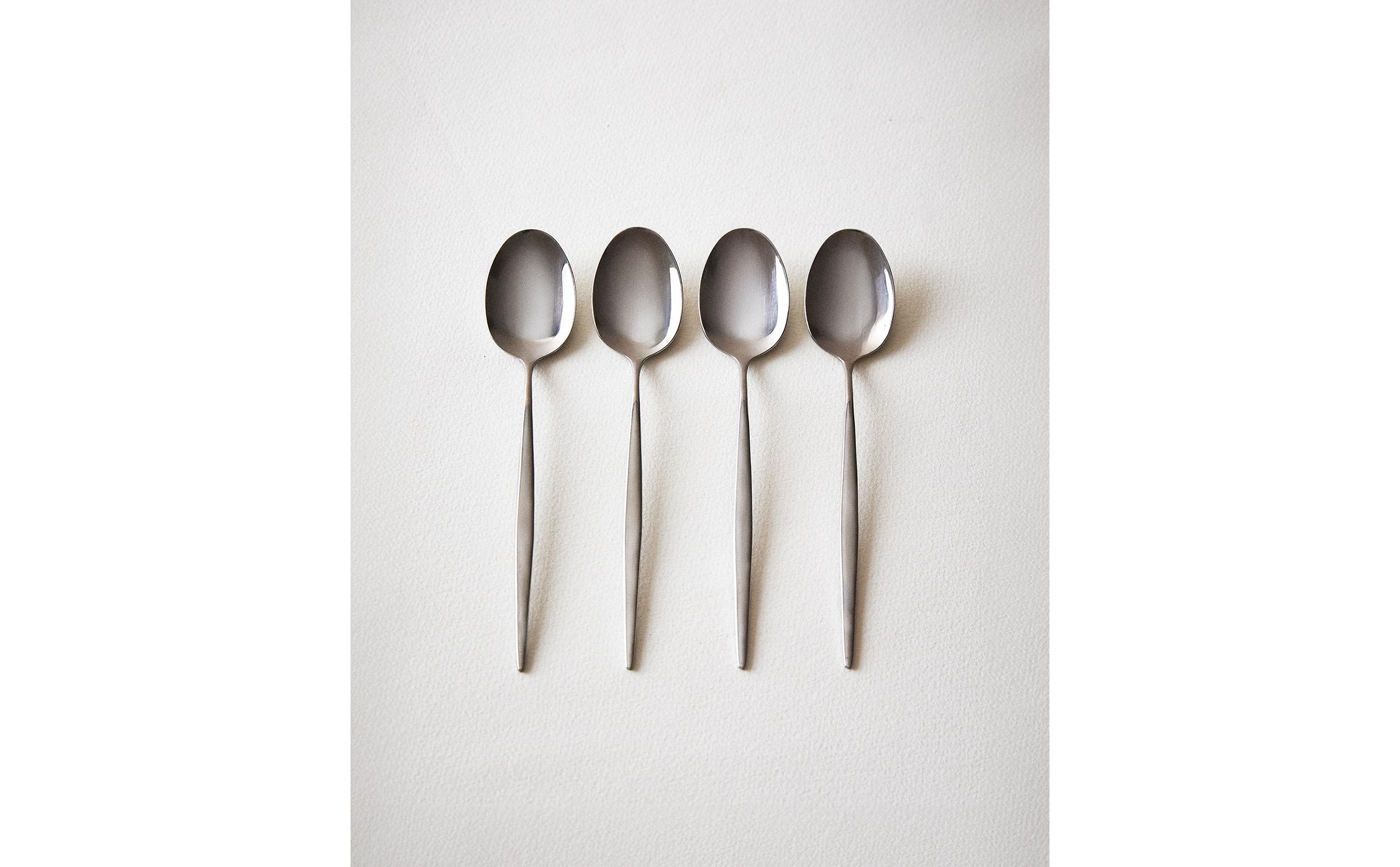 PACK OF DESSERT SPOONS WITH THIN HANDLES (PACK OF 4) product thumbnail 2