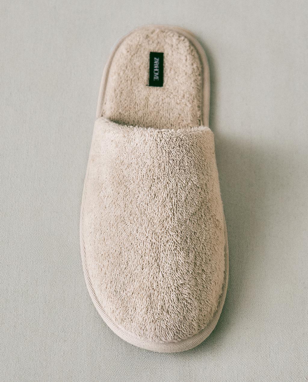 HAUSSCHUH HANDTUCH BAD