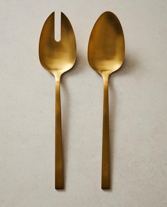 GOLDEN STEEL SALAD CUTLERY SET (SET OF 2) GOLDEN STEEL SALAD CUTLERY SET (SET OF 2)