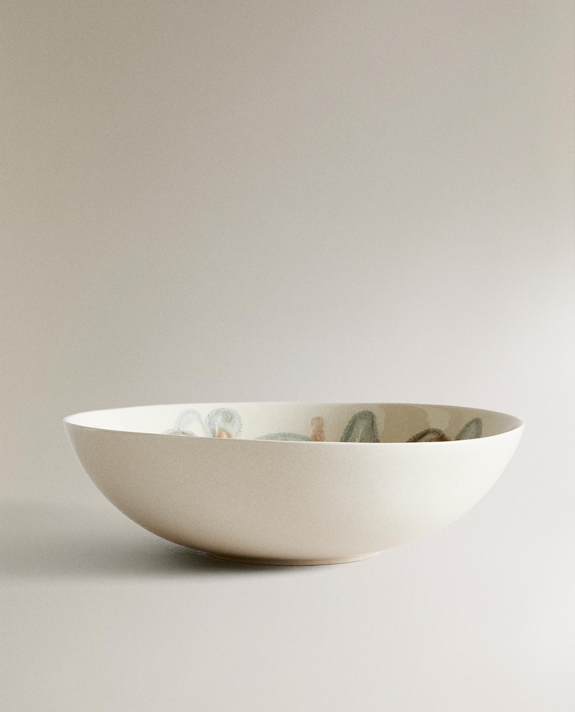 STONEWARE SALAD BOWL WITH PATTERN