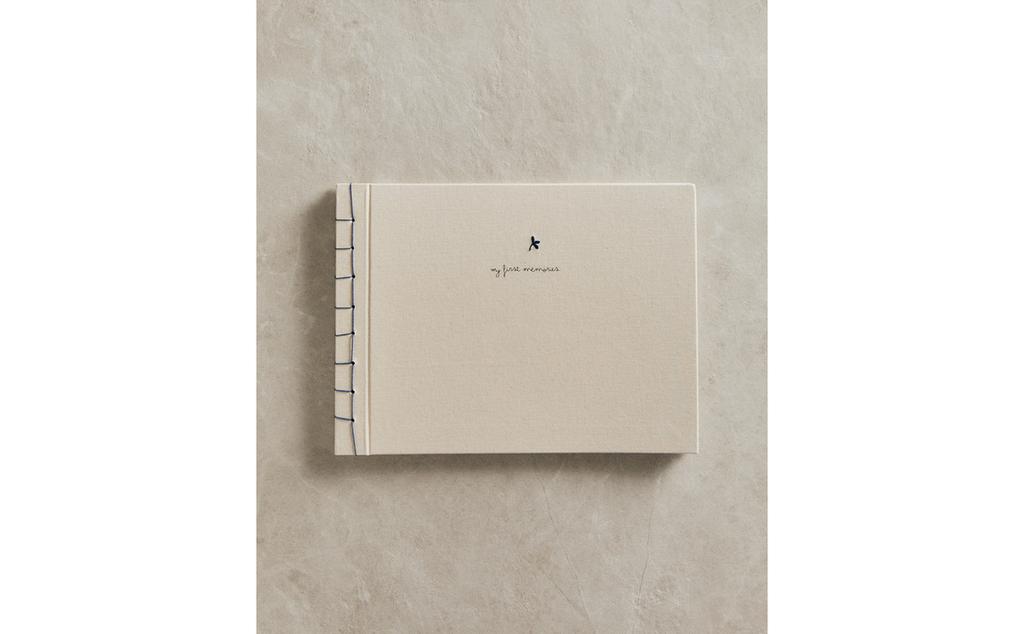 ベビーアルバム「MY FIRST MEMORIES」 ベビーアルバム「MY FIRST MEMORIES」