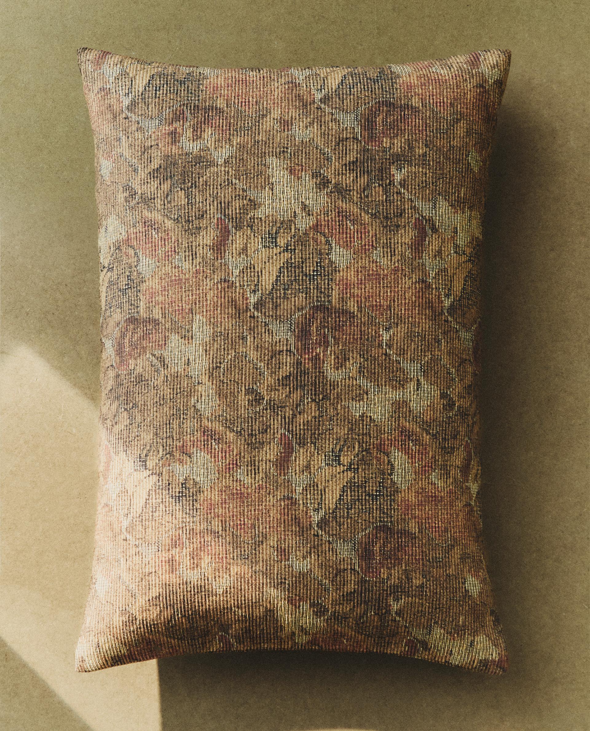 TREE CUSHION COVER