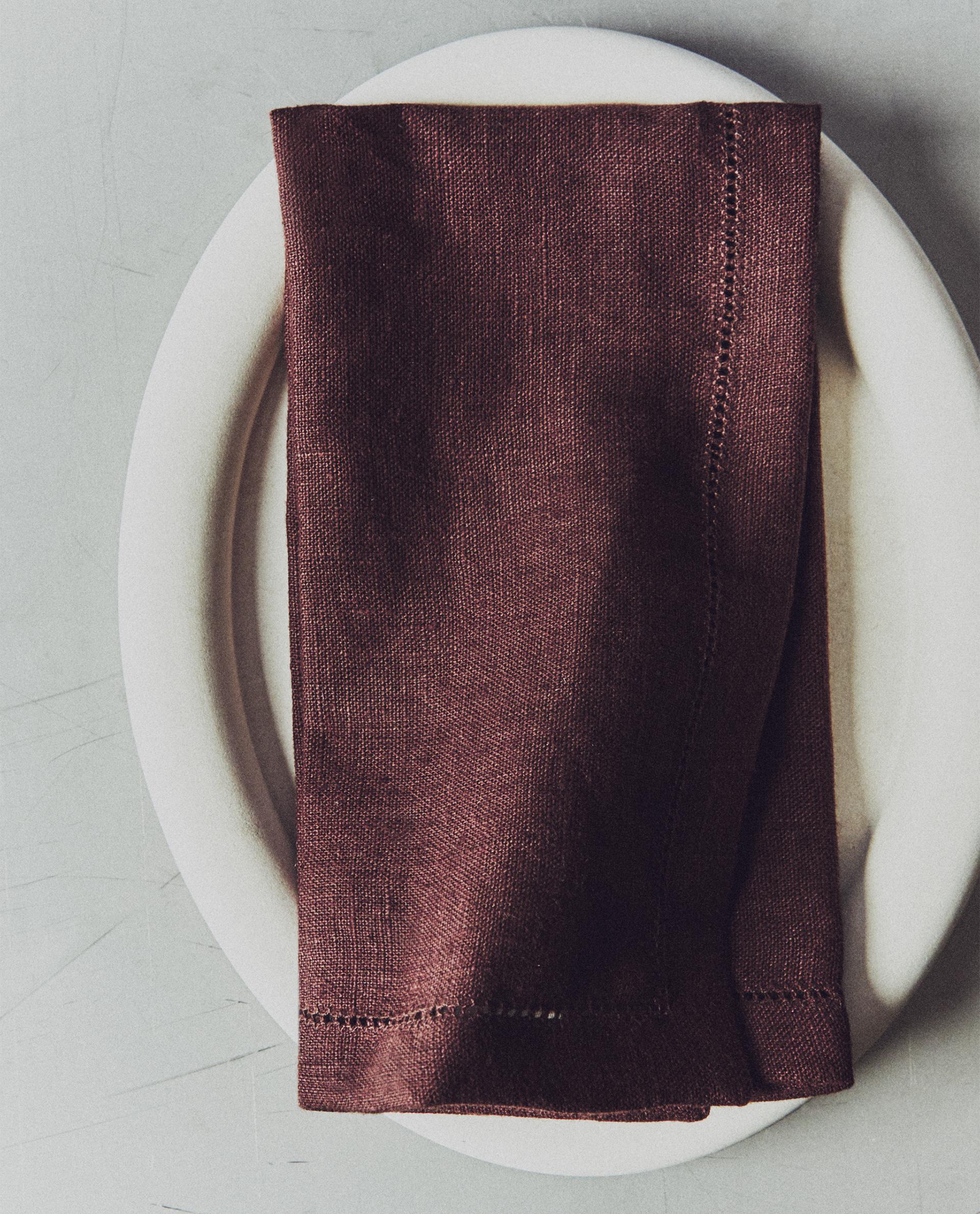 Hemstitched Linen Napkins (Set of 2)