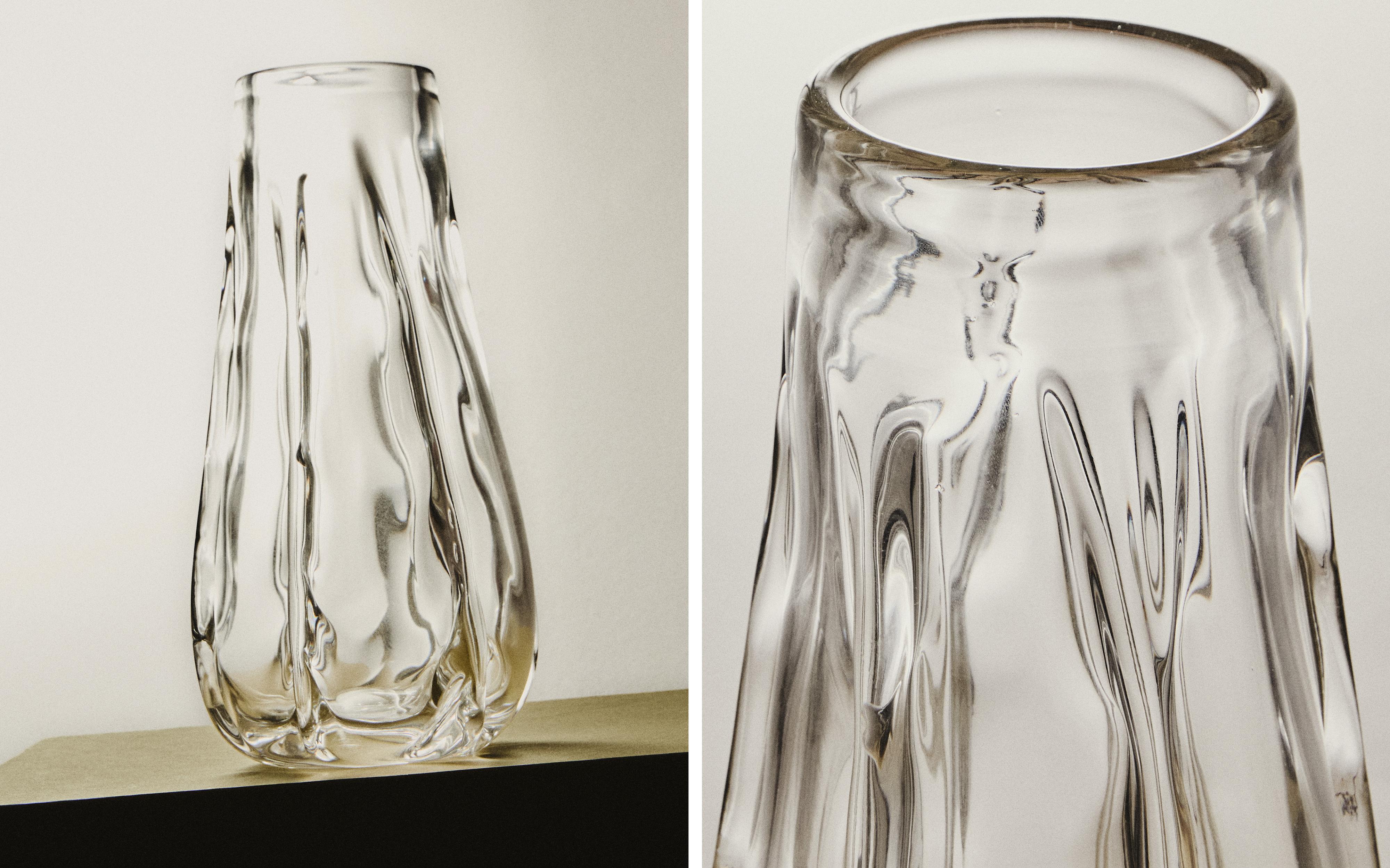 DECORATIVE GLASS VASE product thumbnail 9