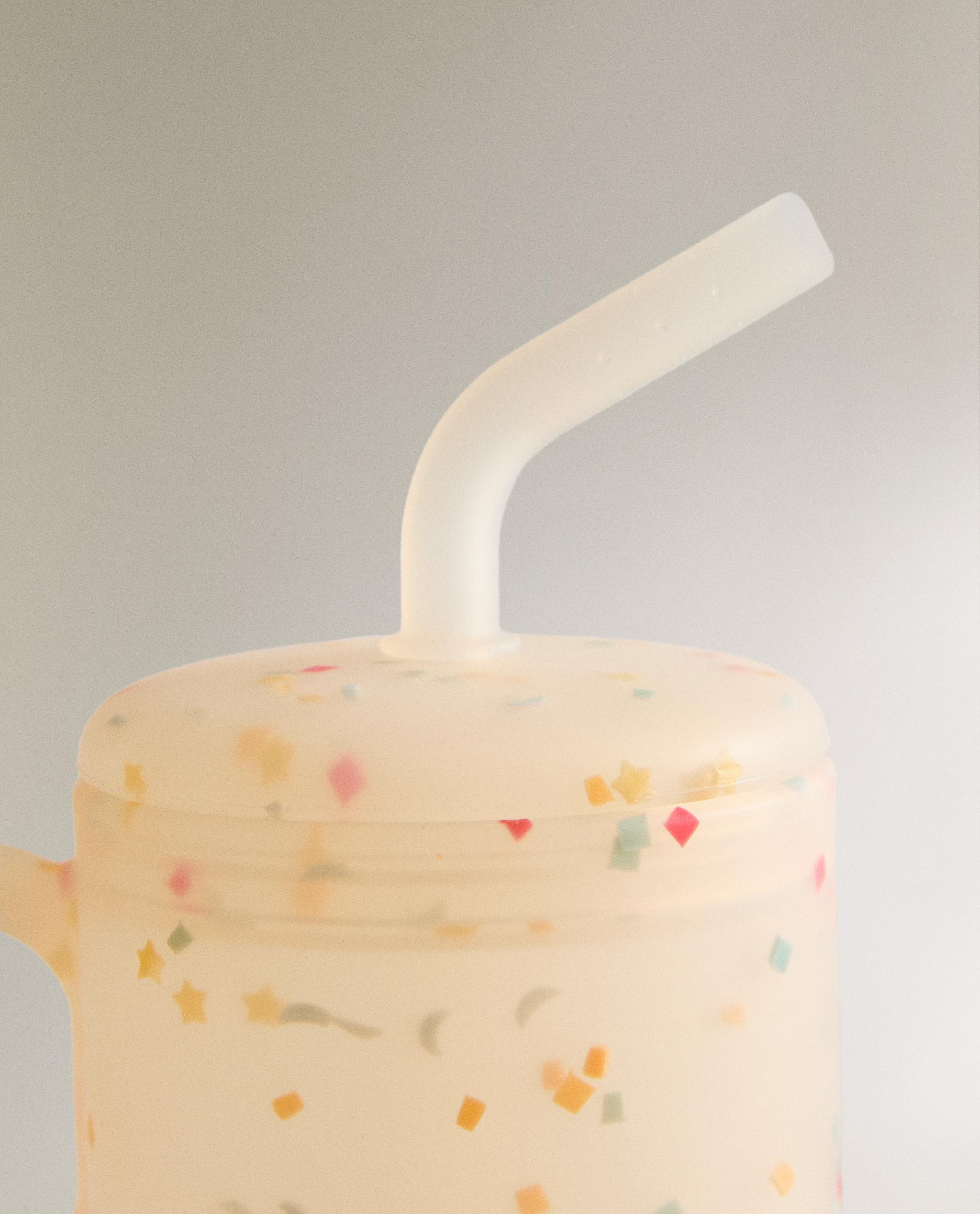 KIDS' SILICONE CONFETTI TUMBLER WITH STRAW product thumbnail 4