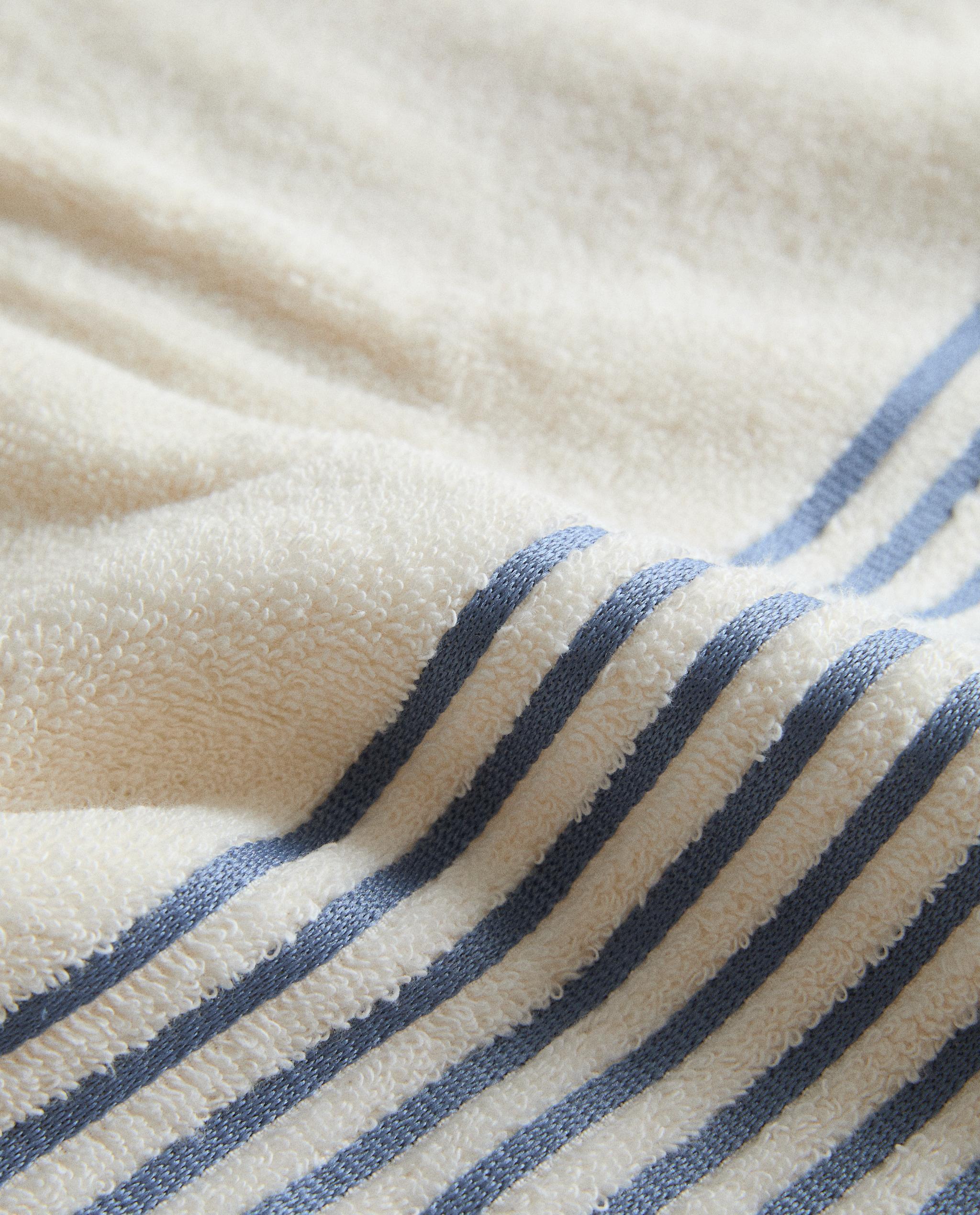 COTTON BATH TOWEL WITH STRIPED BORDER product thumbnail 8