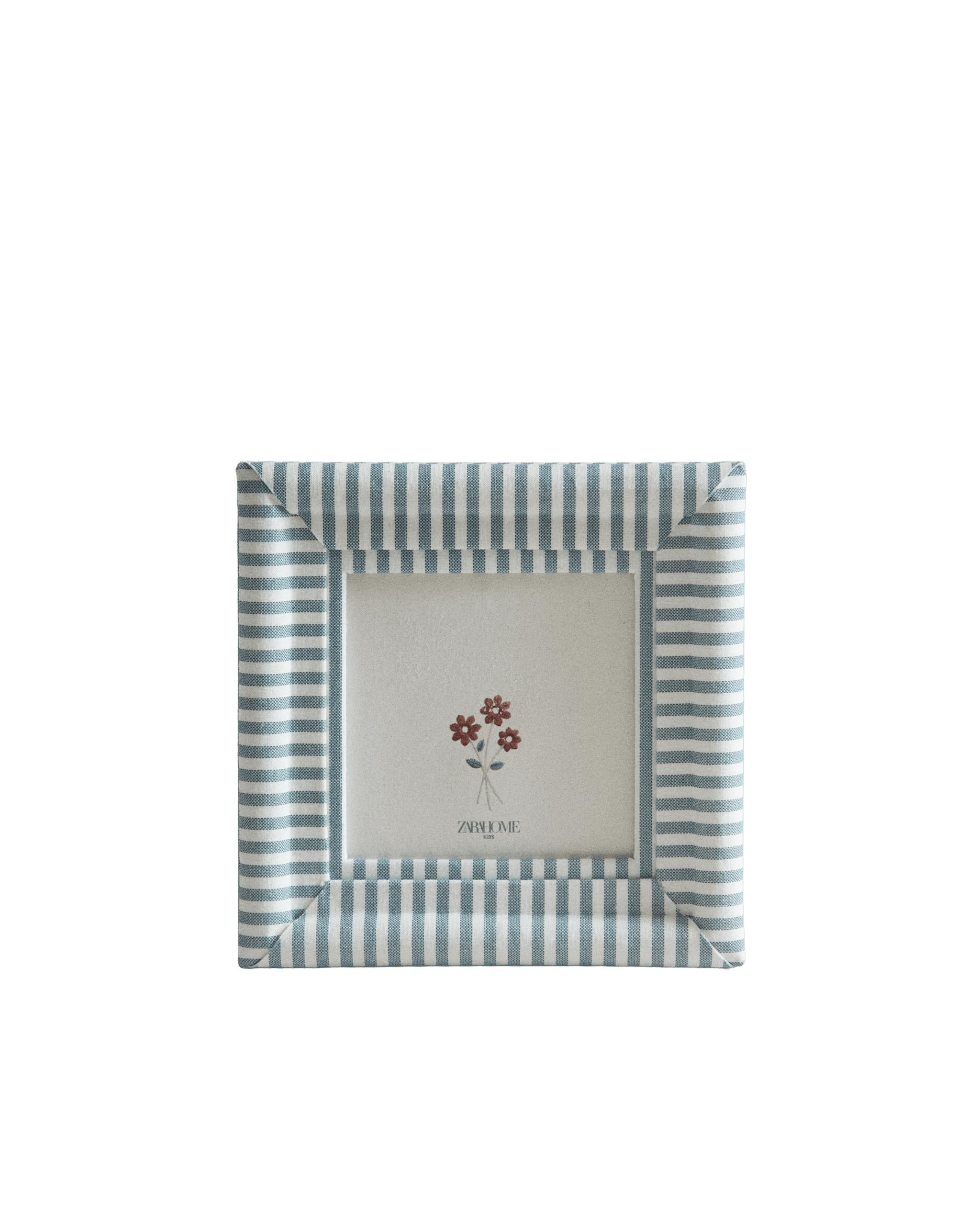 CHILDREN'S SQUARE STRIPED PHOTO FRAME product thumbnail 9